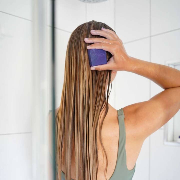 Green Room - Wholesale Hair Conditioner - PURPLE Silk Conditioner Bar