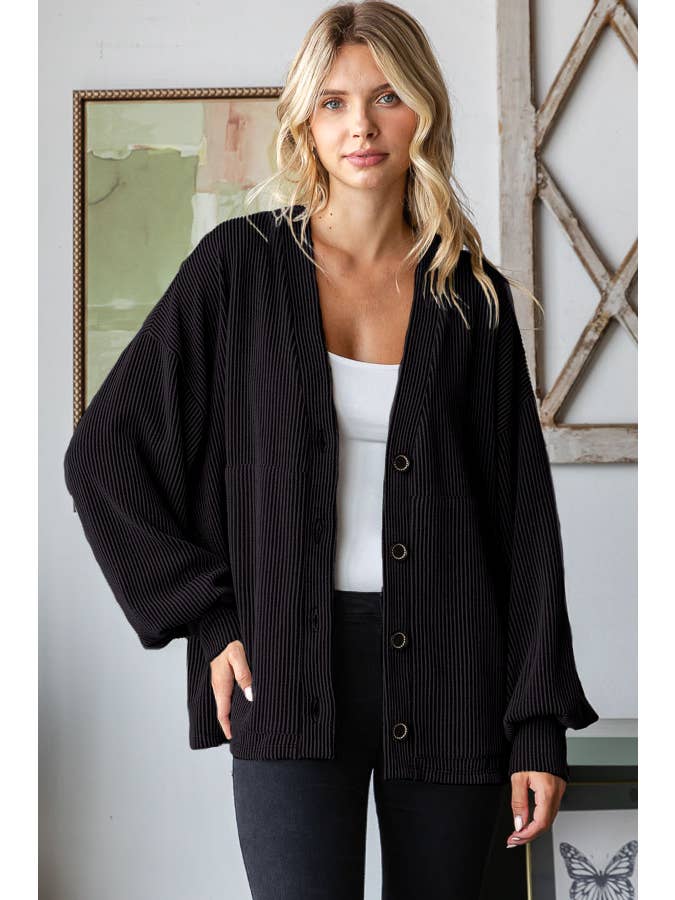 7th Ray – Engroshandel Cardigan - Dame – Enfarvet ribstrikket cardigan med knapper, ballonærmer og drop-shoulder design