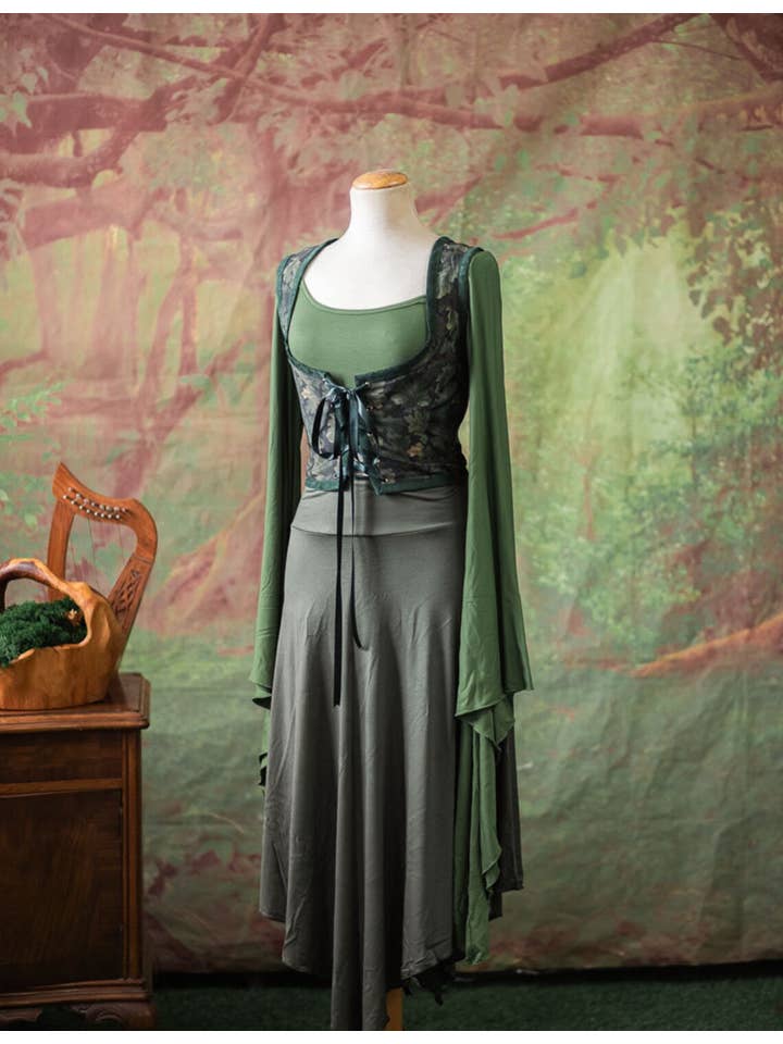 Costurero Real – Espartilho – Mulher por atacado – Corpete renascentista com folhas de carvalho estilo cottagecore3