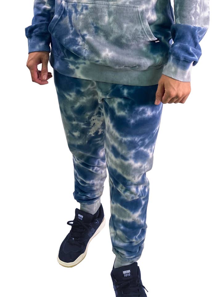 W8083-T008 YM FLEECE KRISTALL TVÄTT ”ROY” JOGGER för wholesale av Dikotomy