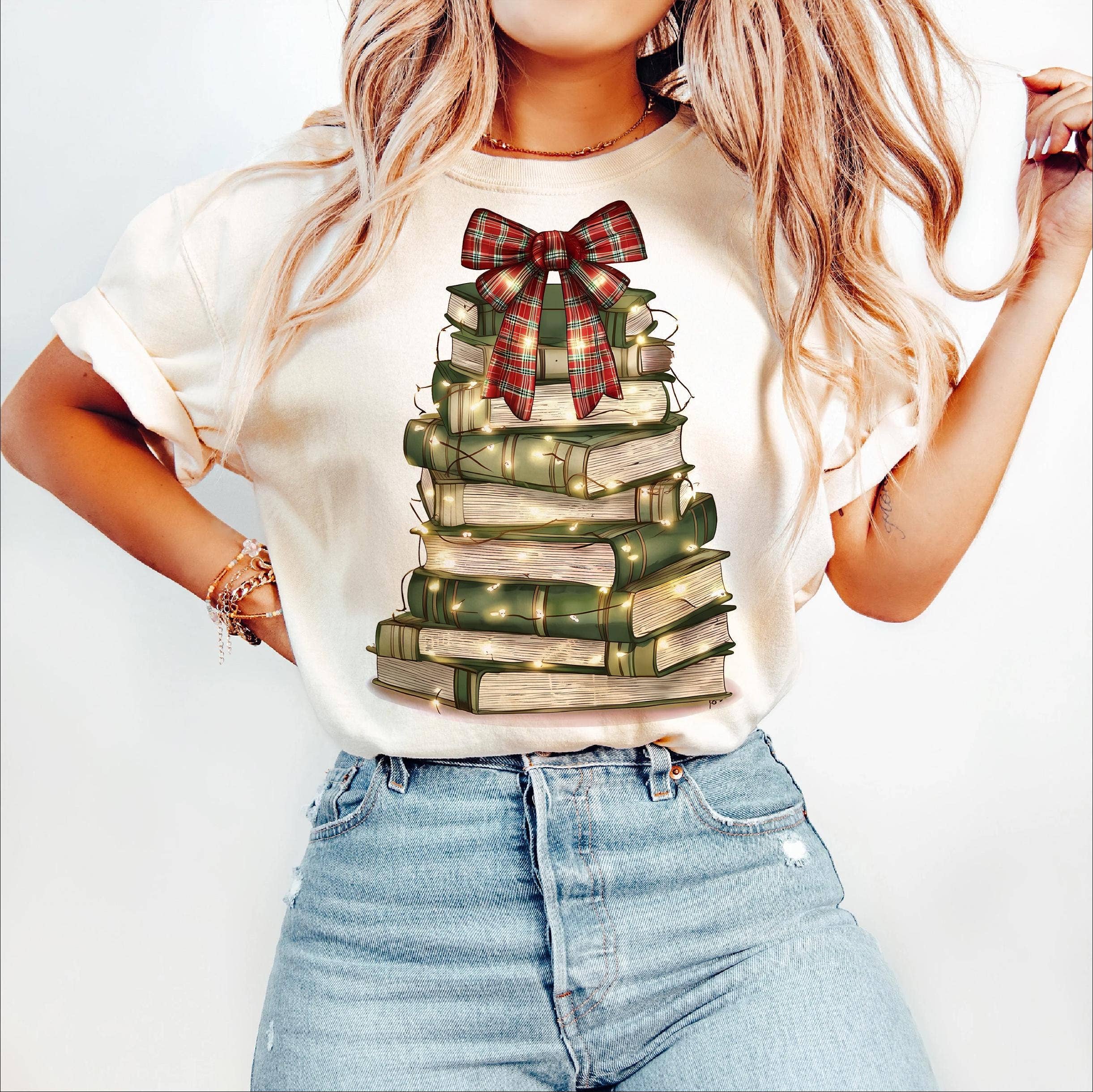 DLT Ecommerce - Vendita all'ingrosso Maglietta stampata - Donna - Maglietta Albero di Libri di Natale, Maglione Retrò di Lettura Natalizia2