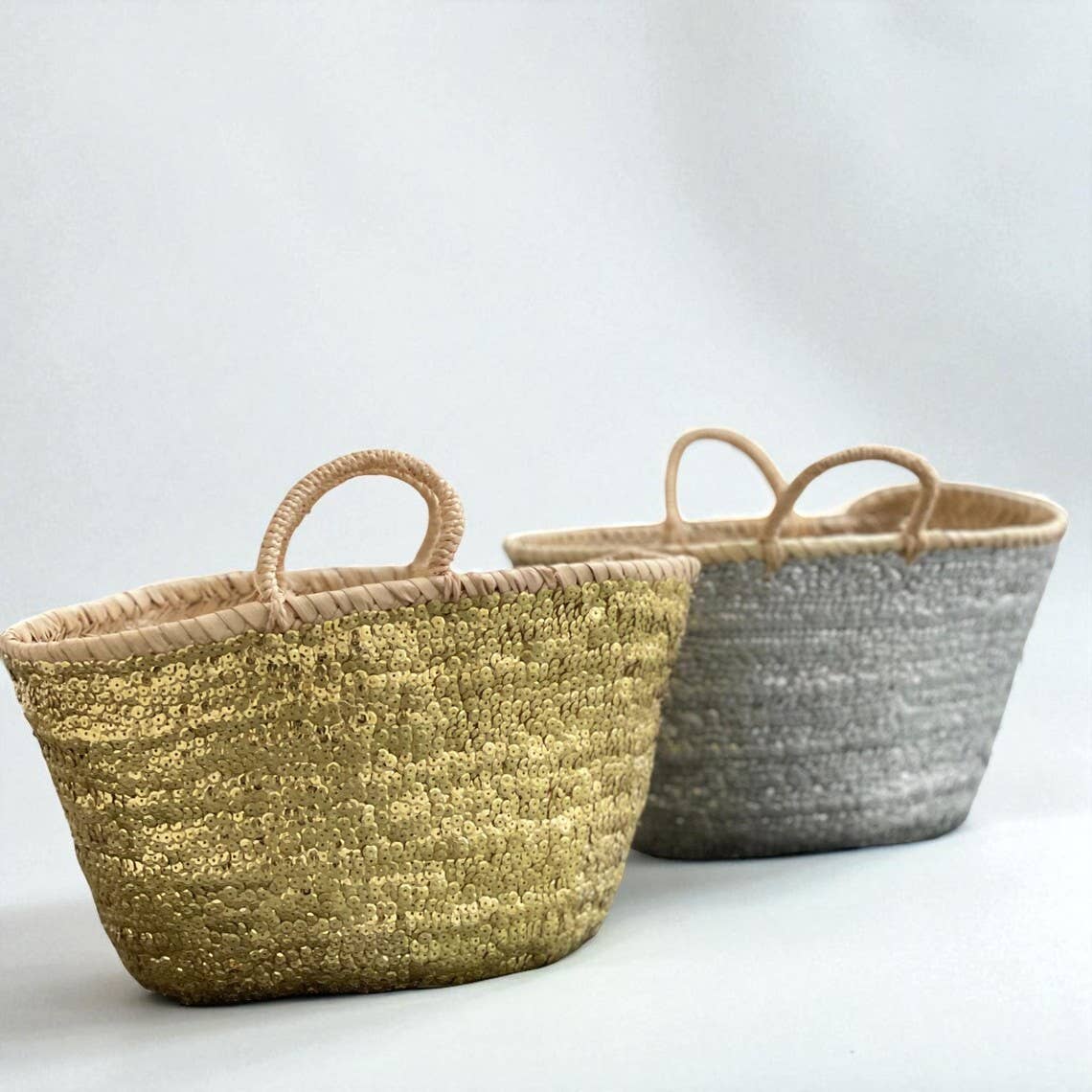 HandmadeBestSeller - Wholesale Beach Bag - Handcrafted Straw Basket with Sequins – Gold & Silver1