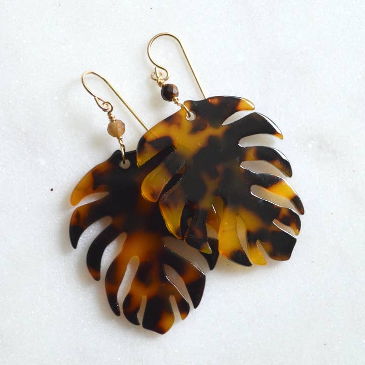 Store skildpadde Monstera øreringe for engroshandel hos Salty But Sweet