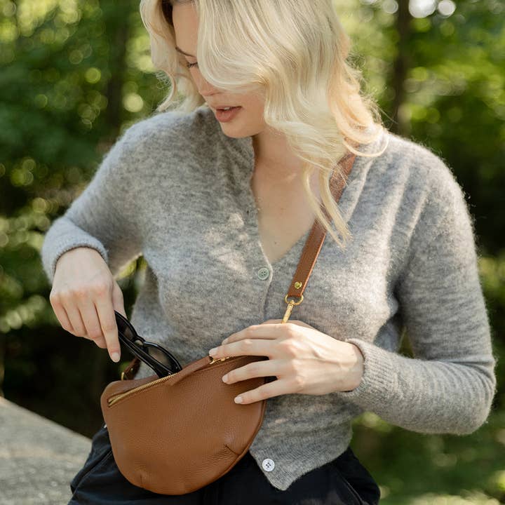 ABBY ALLEY - Wholesale Belt Bag - Women's - Sling Bag, Cognac4