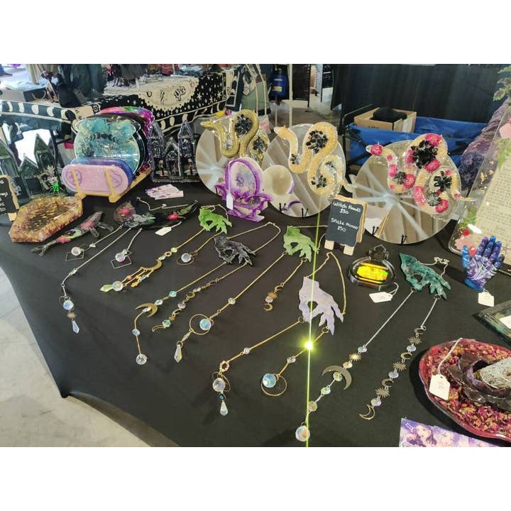 Slangendecor, slangendecor, harsdecor, bloemdecor voor wholesale door The Babe Cave Co