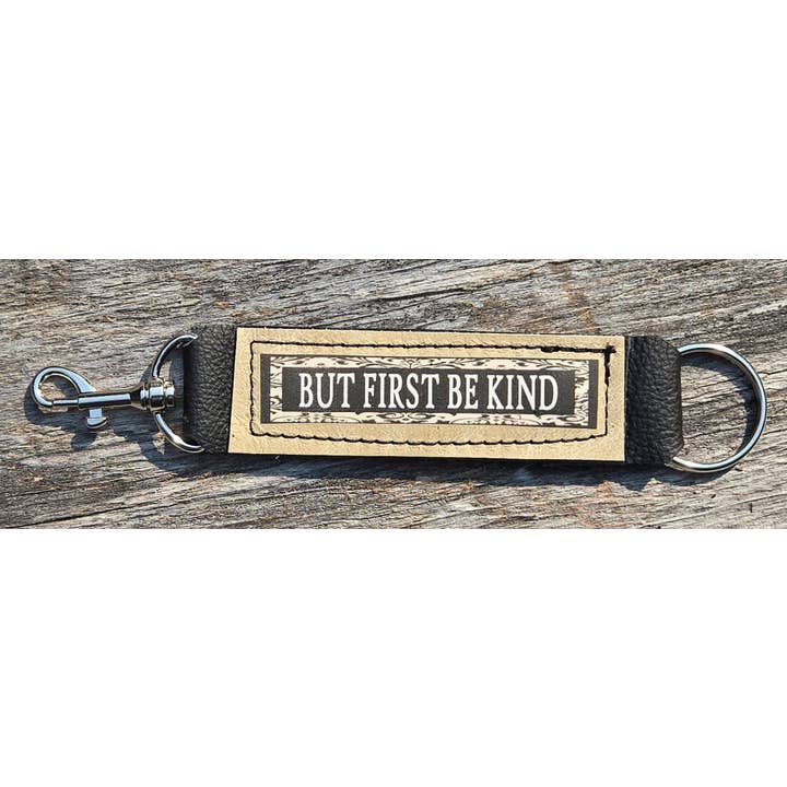 Old Bagzz - Wholesale Keychain - Unisex - Assorted Reclaimed Leather Key Fob12