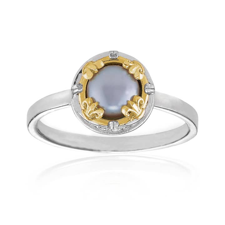 Anello Petite Grey Pearl con vermeil in oro 18 carati per la vendita all'ingrosso da parte di Anatoli Jewelry