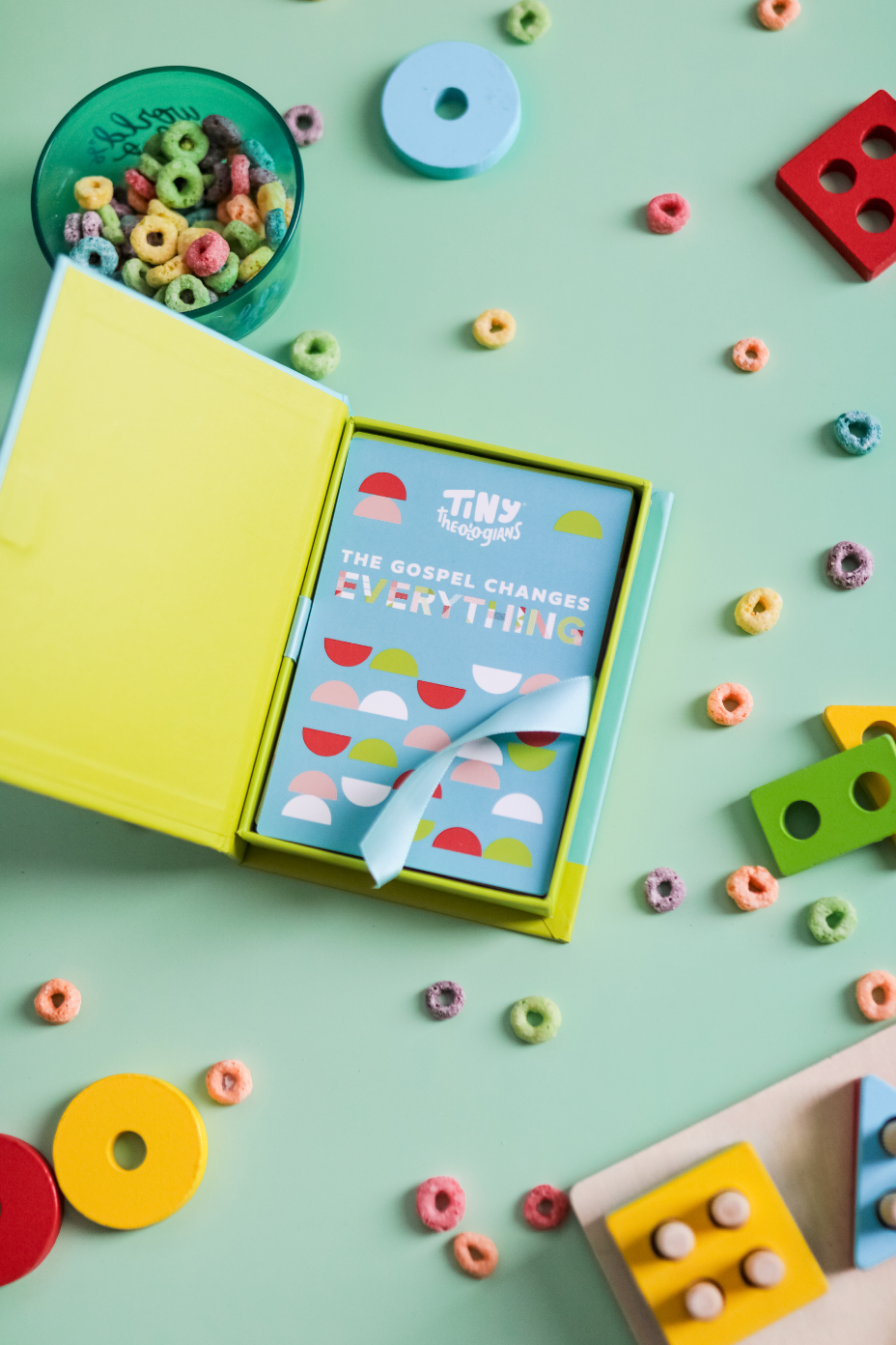 Tiny Theologians - Wholesale Learning Cards - Kids & Baby - The Gospel Changes Everything Family Devotional Cards3