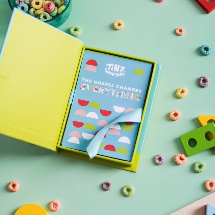 Tiny Theologians - Wholesale Learning Cards - Kids & Baby - The Gospel Changes Everything Family Devotional Cards3