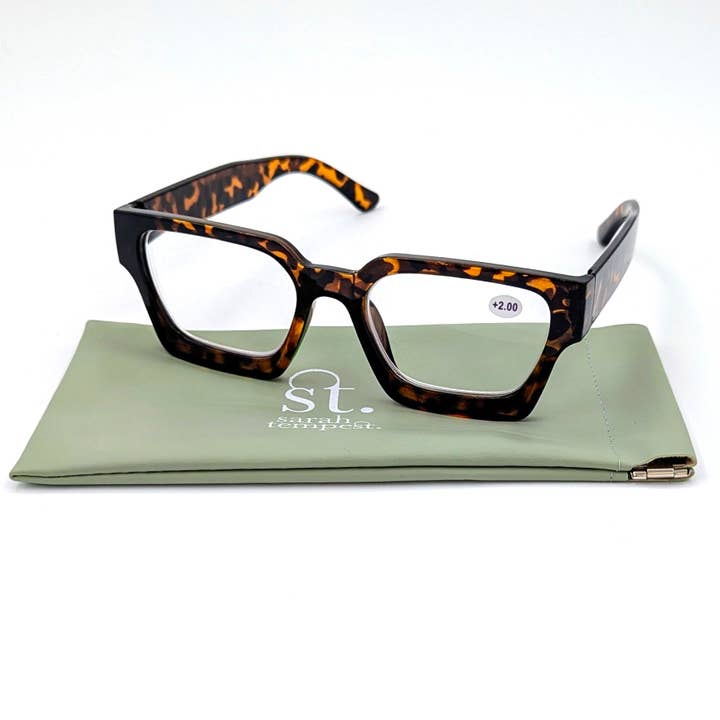 Tempest Designs – wholesale Eyeglasses – Women's – Arty square tortoiseshell reading glasses1