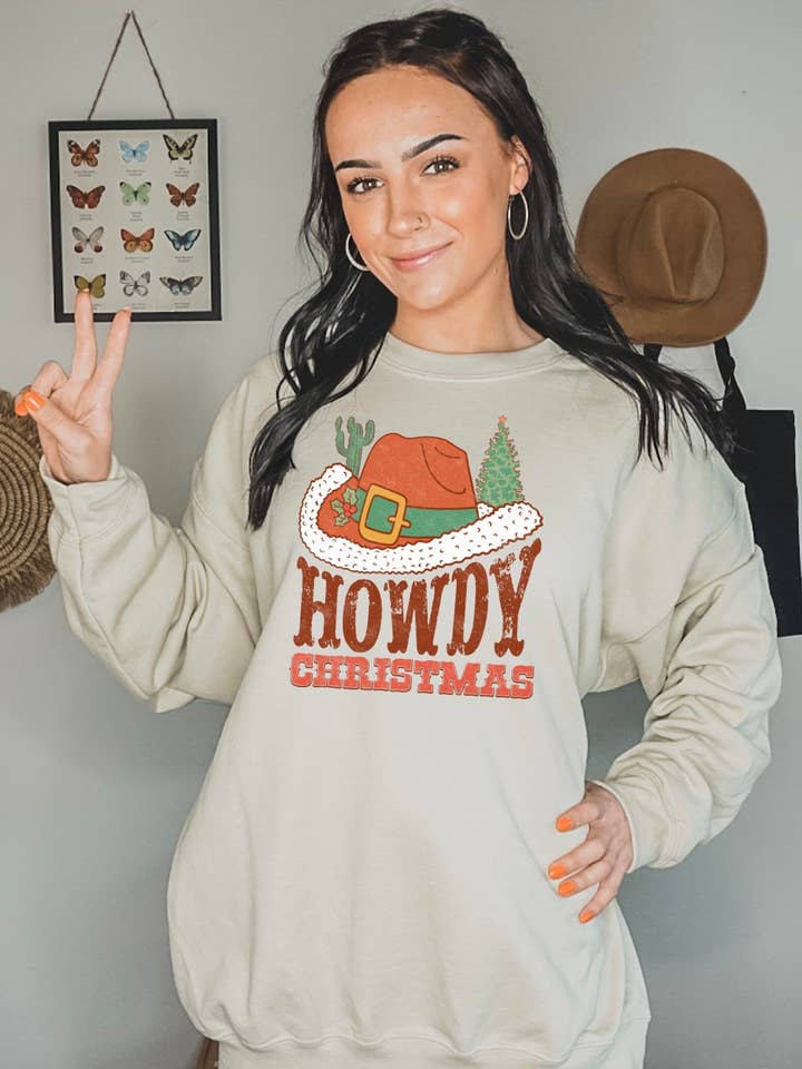 Girocollo Babbo Natale Howdy Christmas per la vendita all'ingrosso da parte di Shop Alloe | Print & Media Co.