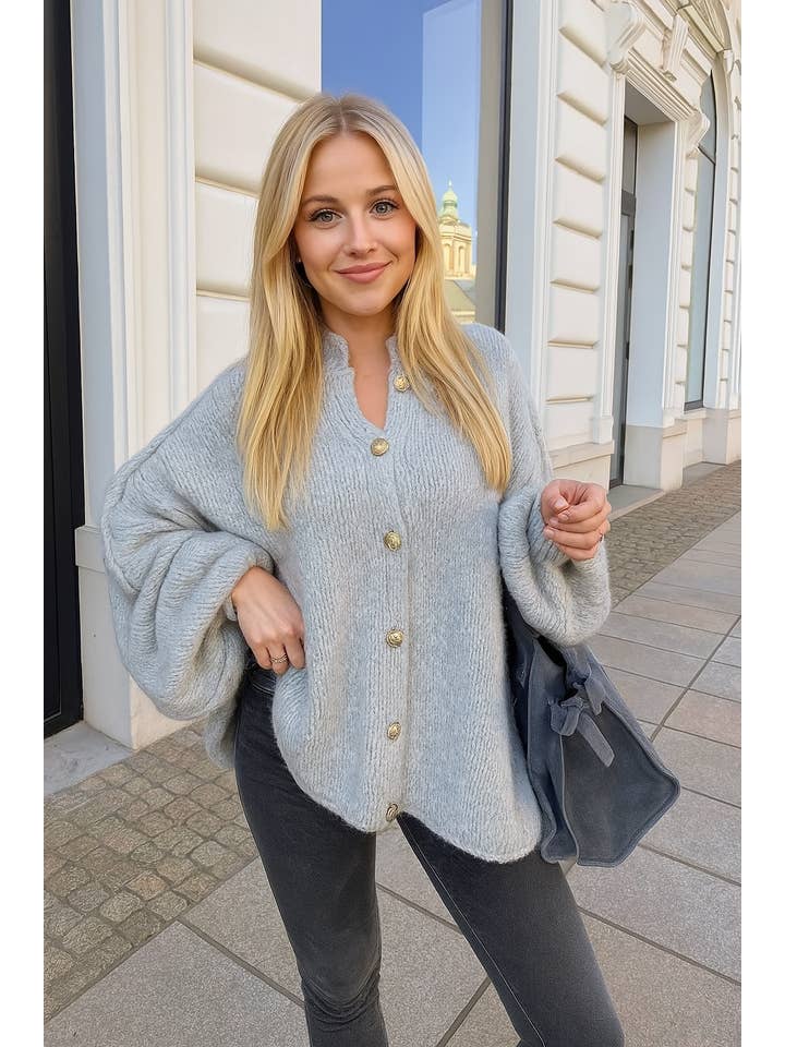 ESTEE BROWN - Wholesale Cardigan - Women's - Wool vest with gold buttons - 102615