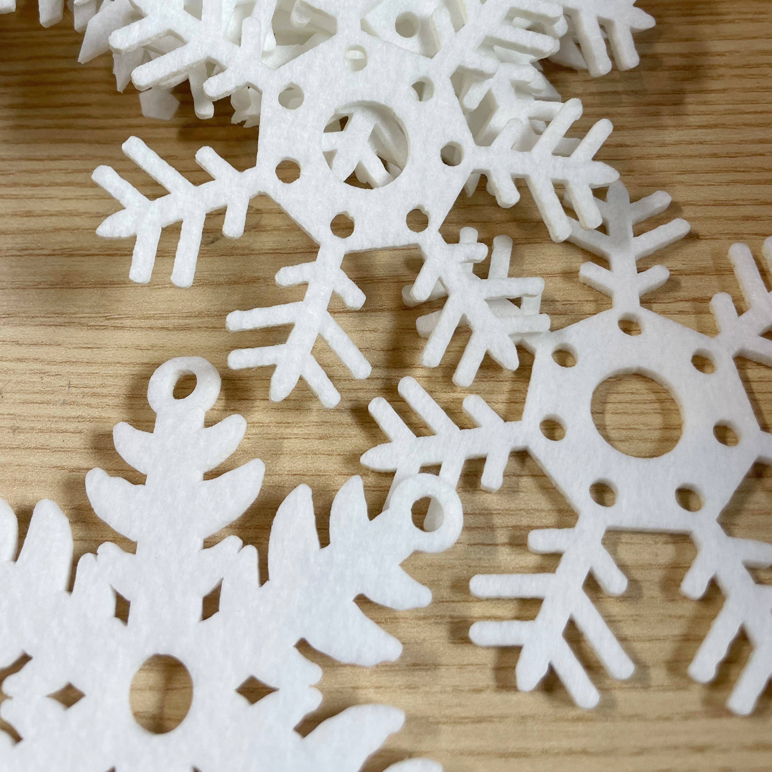 Decomod - Vendita all'ingrosso Set di decorazioni  - Confezione da 20 Fiocchi di Neve Piccoli4