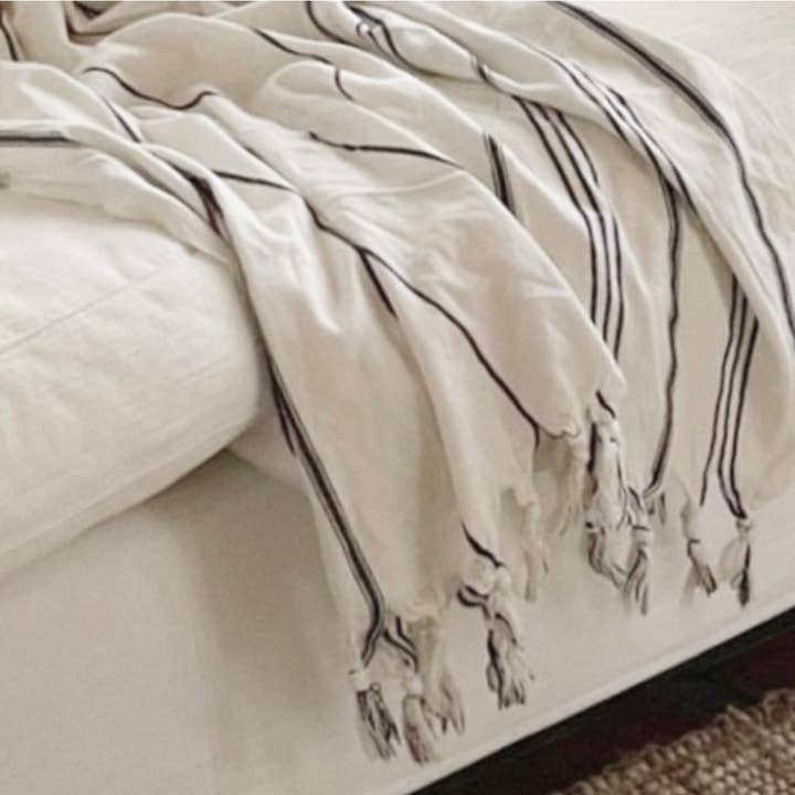 TranquilUSA - Wholesale Throw Blanket - Natural Linen Throw Towel1