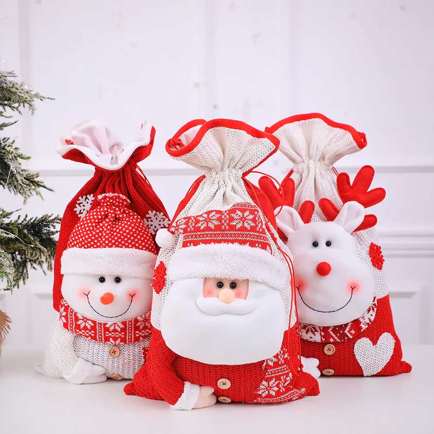 Zwende - Wholesale Christmas decoration - Crochet Cheer Gift Sacks | Xmas Gifting Ideas | Set Of 35