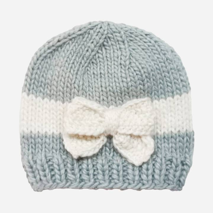 Cappello a Fiocco Bowie Grigio Crema Abbigliamento Invernale Coordinato per Bambini per la vendita all'ingrosso da parte di The Blueberry Hill