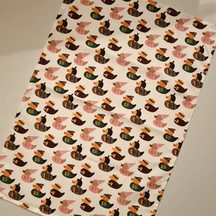 Dukki Gifts - Wholesale Tea towel - Dukki Character Nottingham outlaws Tea-towel1