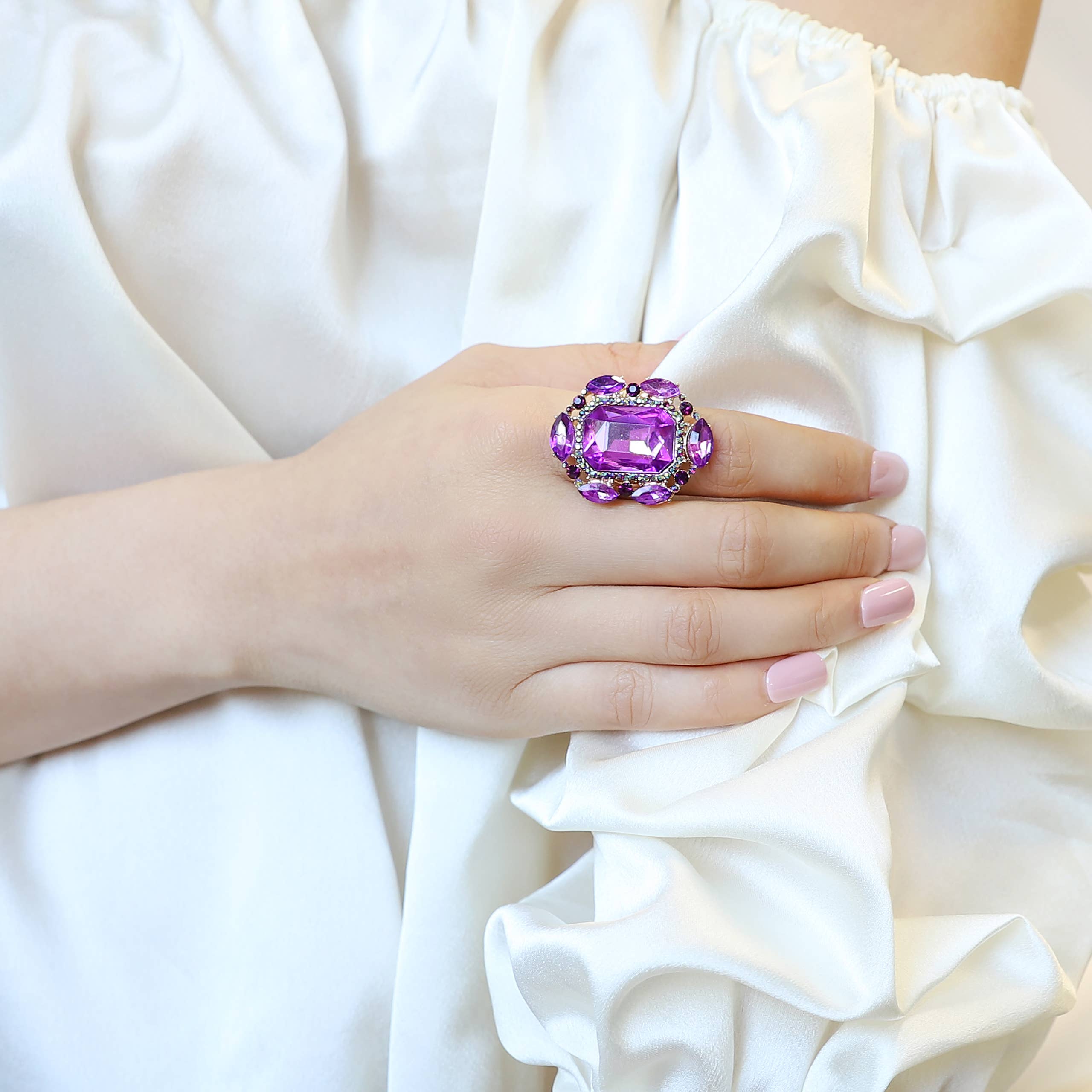 SP Sophia Collection - Wholesale Cocktail/Statement Ring - Victorian Style Rhinestone Stretch Ring15