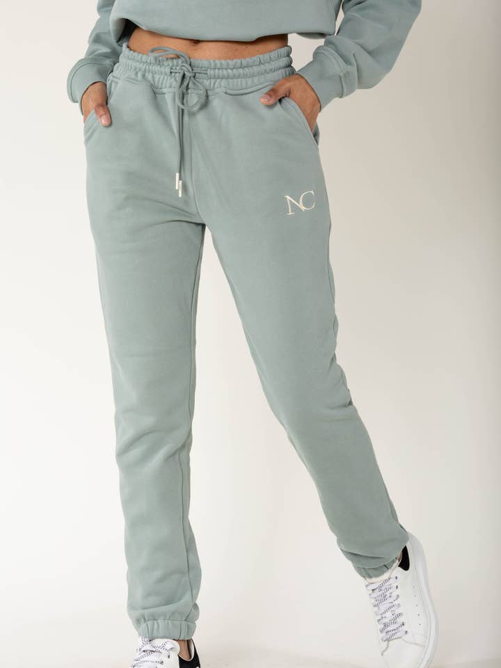 F021 loungewear sportfleece joggers för wholesale av Nina Carter
