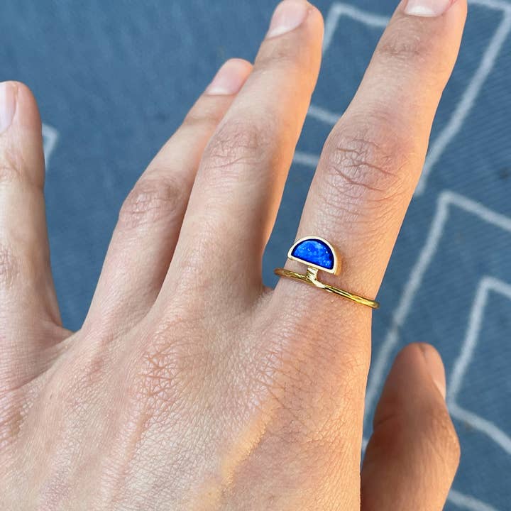 Halvmåne Ring Lapis Sten Guld för wholesale av Sheisme