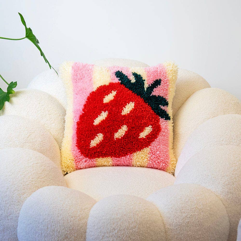 Craft Club - Wholesale DIY Craft Kit - STRAWBERRY RIPE STRIPES - Latch Hook Cushion Kit13