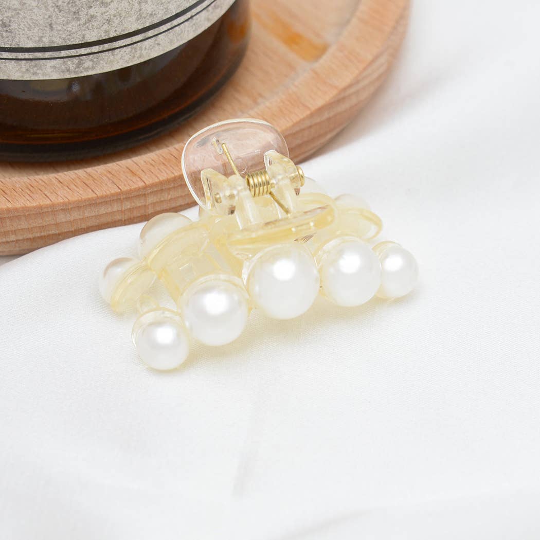 TheDivaSoap – wholesale Hair clip – Women’s – Elegant Pearl Acrylic Hair Claw Clip0