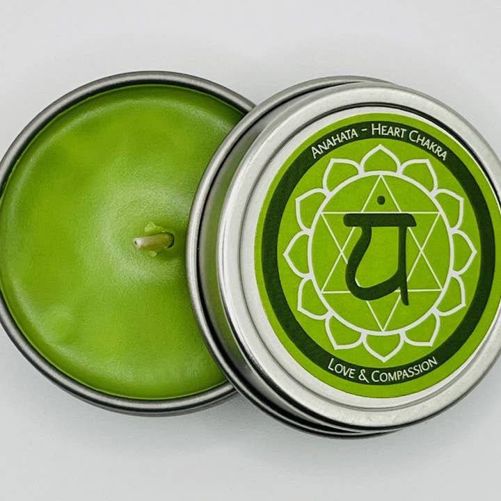 Quarto Chakra – Verde Menta - Cuore - Anahata Disponibile nei formati da 1 oz ($4,95) e 4 oz ($8,95) per la vendita all'ingrosso da parte di Zensual Candles- Good Karma Candles