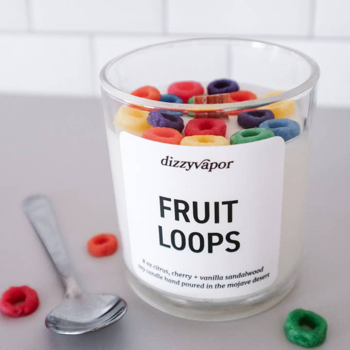 Fruit Loops | Bougie en cire de soja aux agrumes, cerise et bois de santal vanillé pour la vente par Dizzyvapor Candle Co.