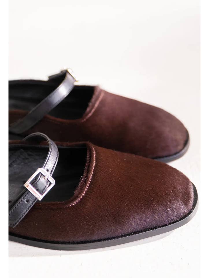 Nenya Fashion Limited - Wholesale Flats - Women's - Sabo Jane - Pony Hair with Strap