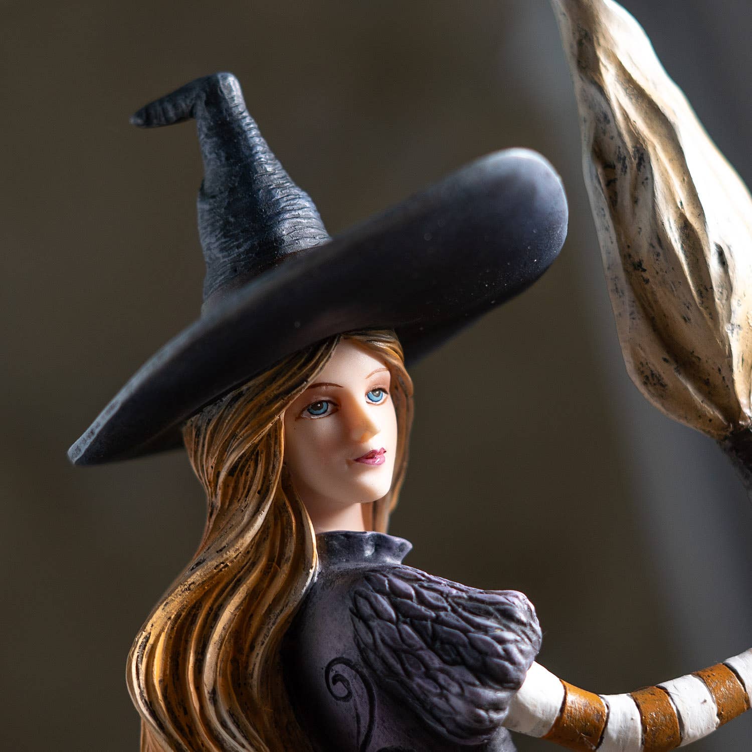 Pacific Trading - Wholesale Decorative Figurine - Bewitching Autumn Witch by Amy Brown6