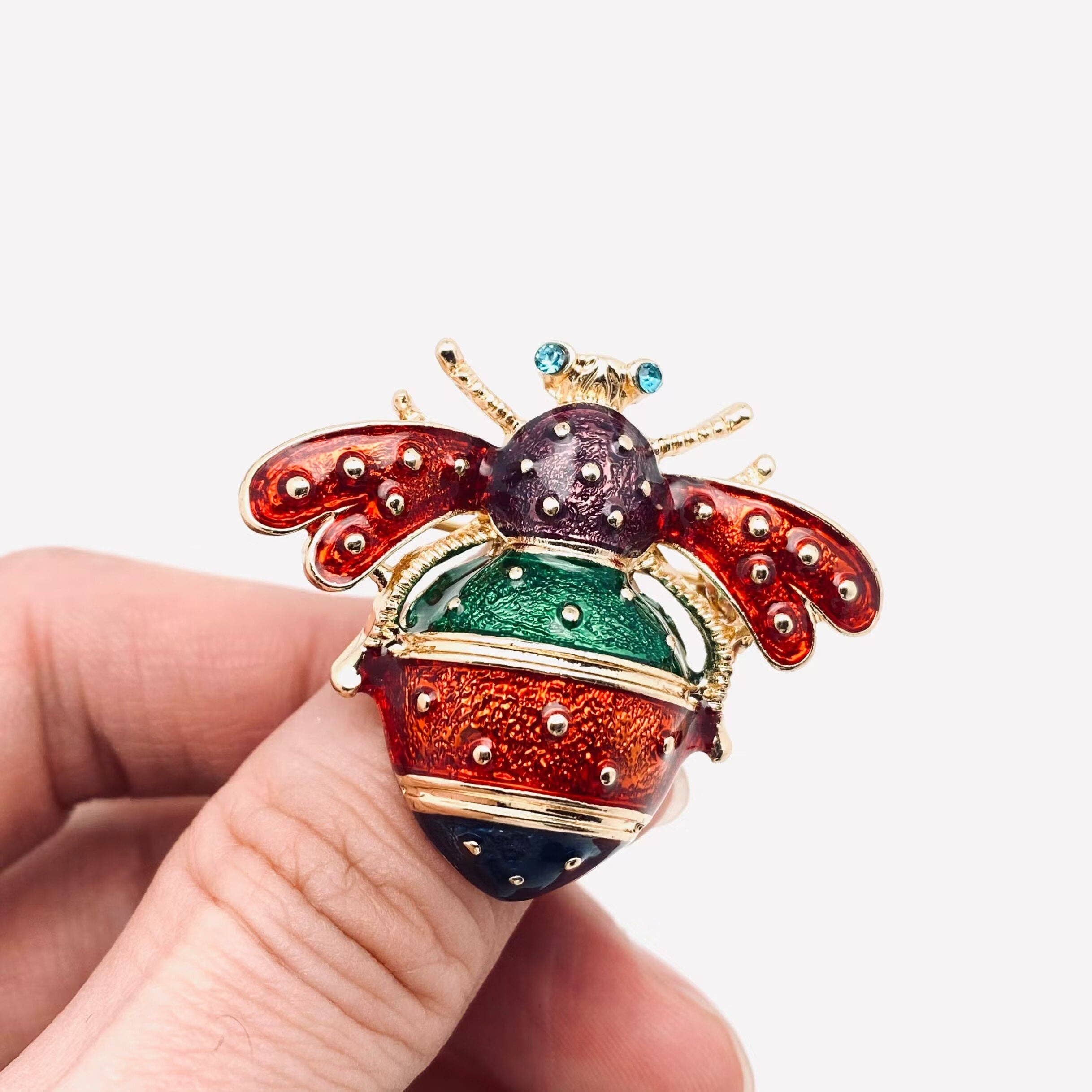 Mio Queena – wholesale Brooch – Colorful Enamel Rhinestone Bee Brooch2