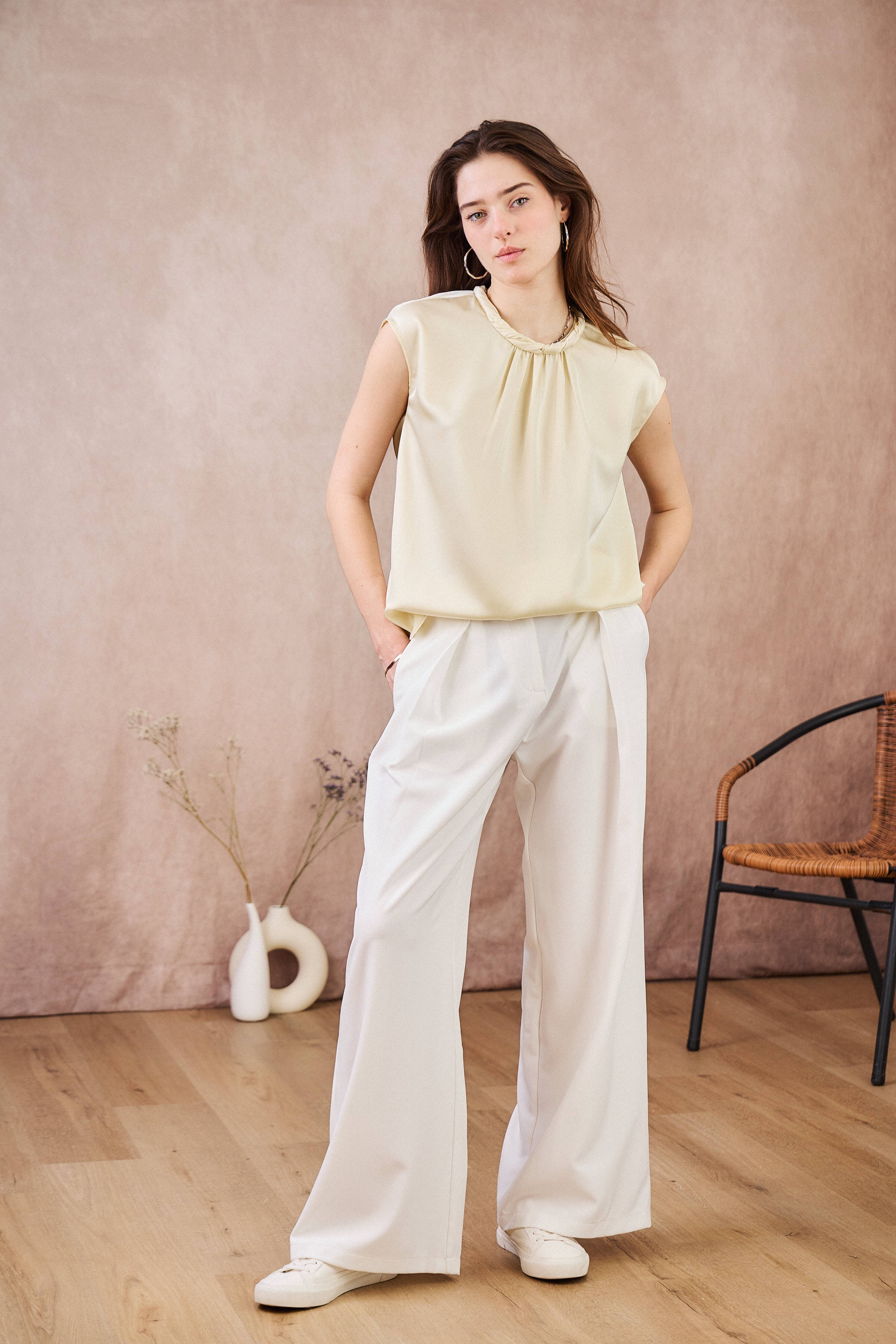 LULUMARY - Wholesale Blouse - Women's - Satin top H161A12