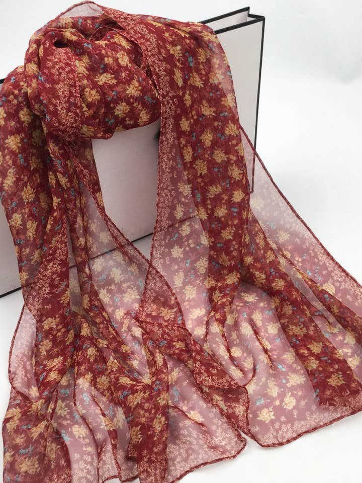 Scarvii - Daisy Print Scarf - Cool & Soft for wholesale by Funkyrel® Atzbranding Limited