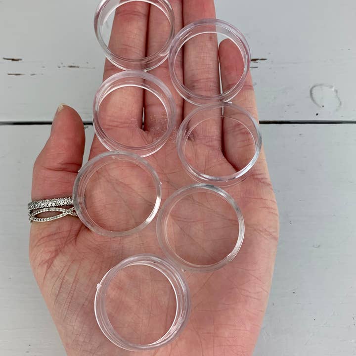 Crystal Vibes Inc. - Wholesale Retailer Display Stand/Case - 1'' Acrylic Display Stand (Sphere Holder)1