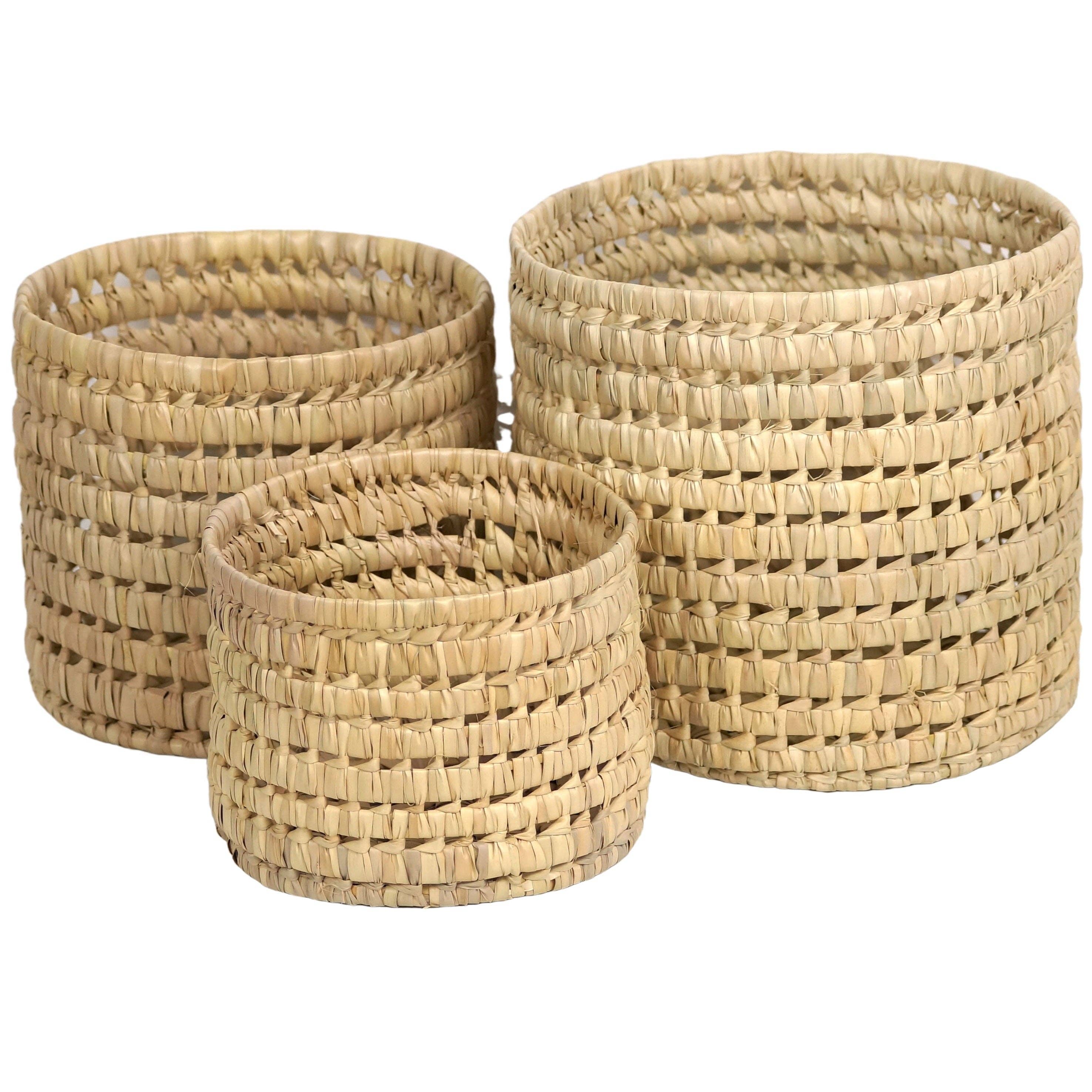 Bohome Living - Wholesale Basket - Small round basket made of palm leaves5
