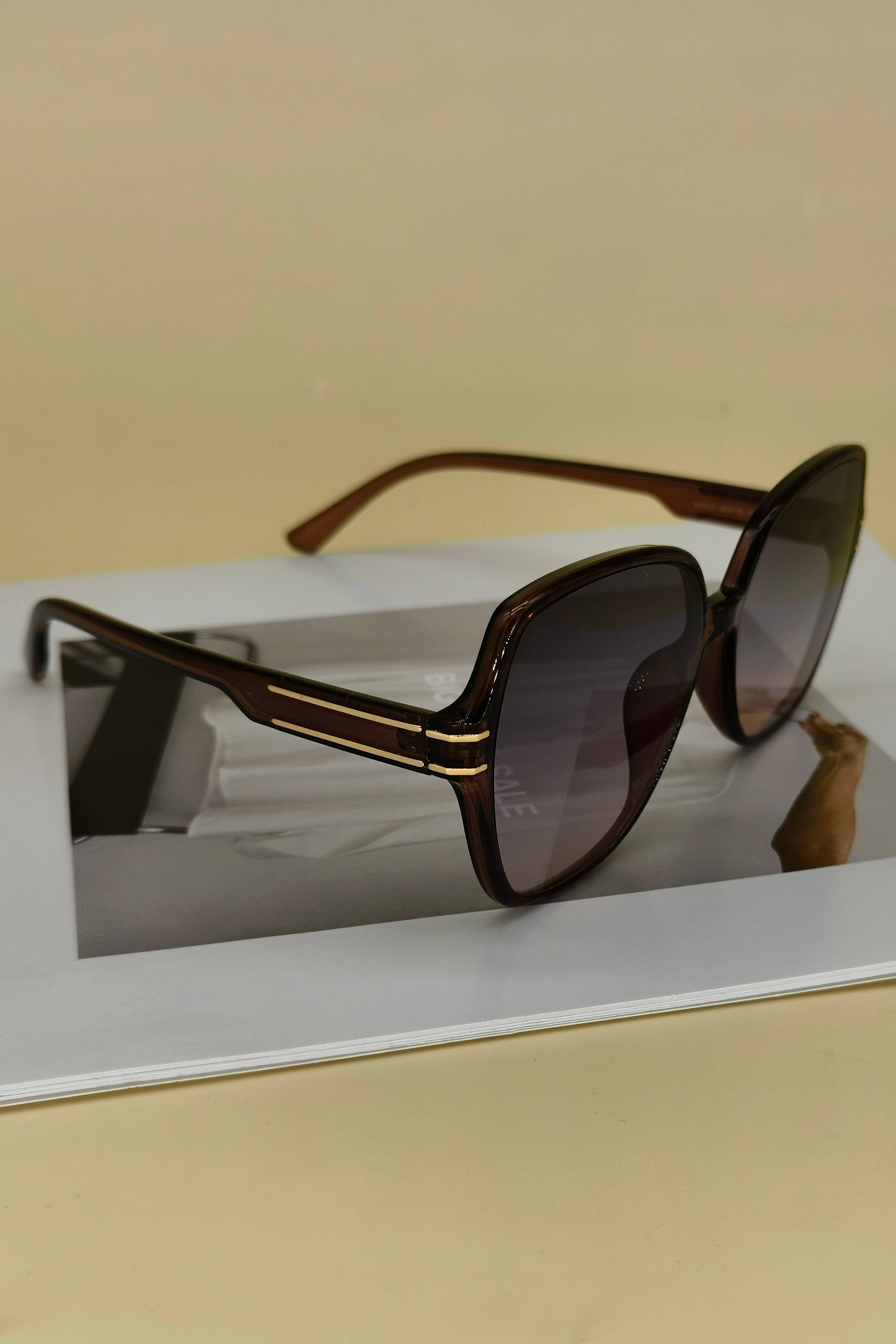 ESLEY – wholesale Solglasögon - Dam – A2304BJN72503- Oversized Gradient Lens Solglasögon4