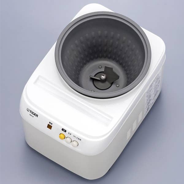 EMC - Wholesale Kitchen Appliance - TIGER Mochi Maker 10CUP (White)2