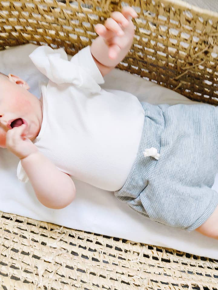 Petiteaude - Wholesale Underwear/Diaper Cover - Baby - Grey Waffel Bloomers5