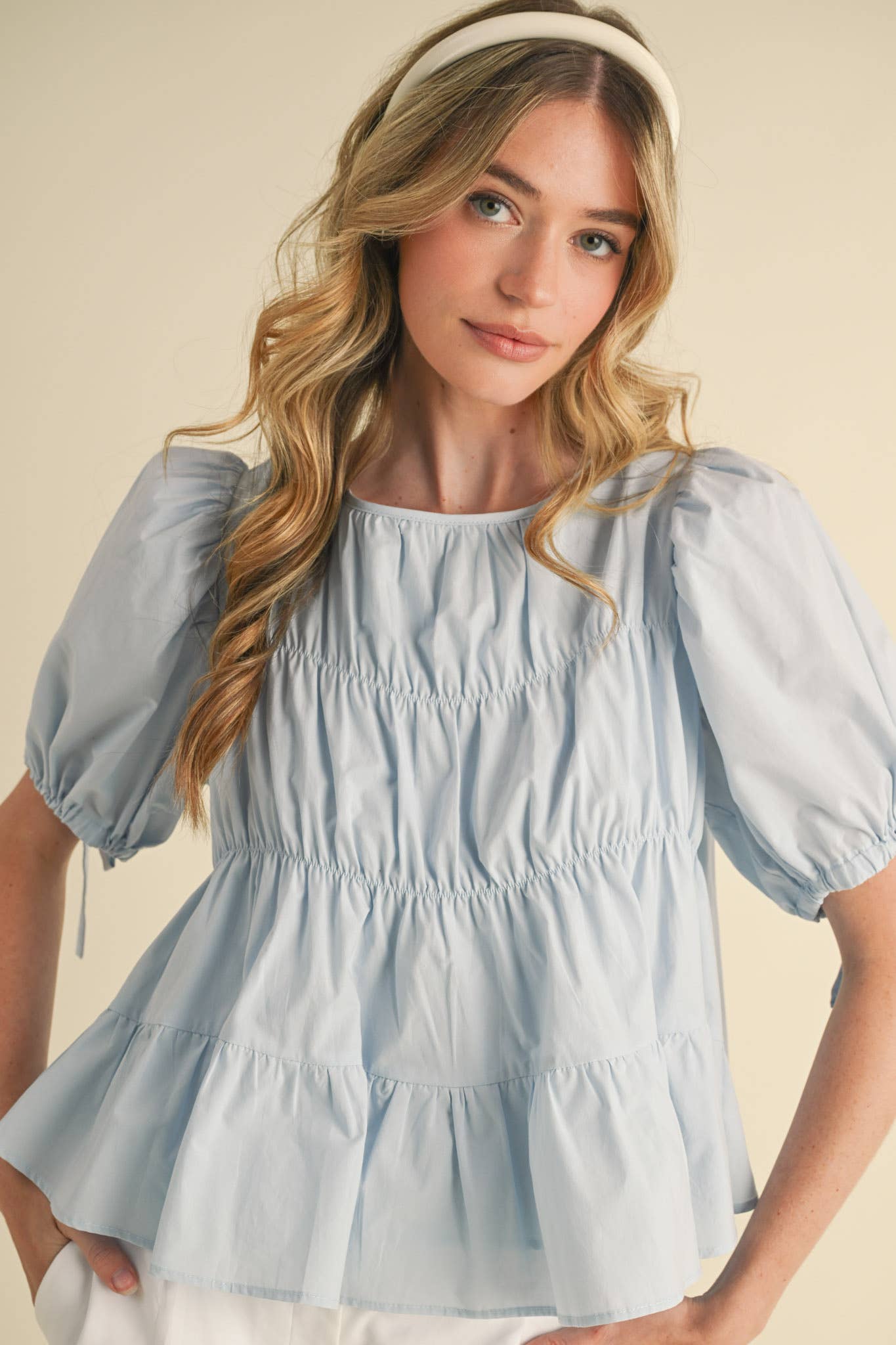 &MERCI - Wholesale Blouse - Women's - TIERED SHIRRING PUFF SLEEVE TOP MTP30818