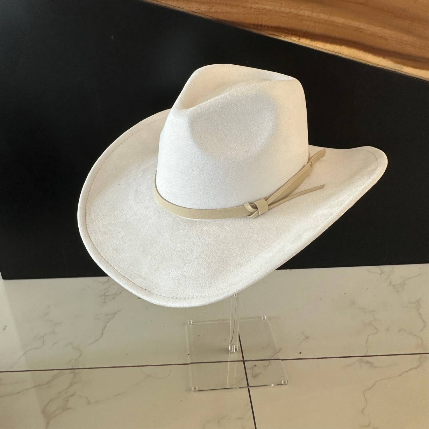One and Only Accessories - Wholesale Cowboy Hat - Women's - Best sller Fashion Vegan suede cattleman cowboy hat  (Copy)20