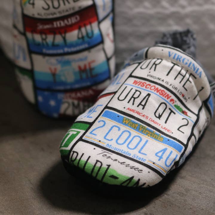 Mocassins PLKC Plaques des États pour la vente par Piper Lane Kids Co