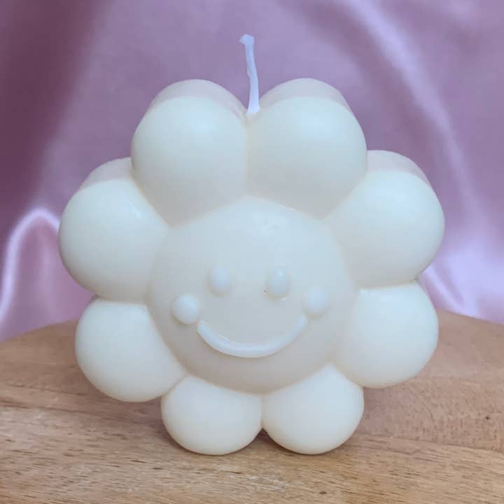 Glückliche Blume for wholesale by lani home