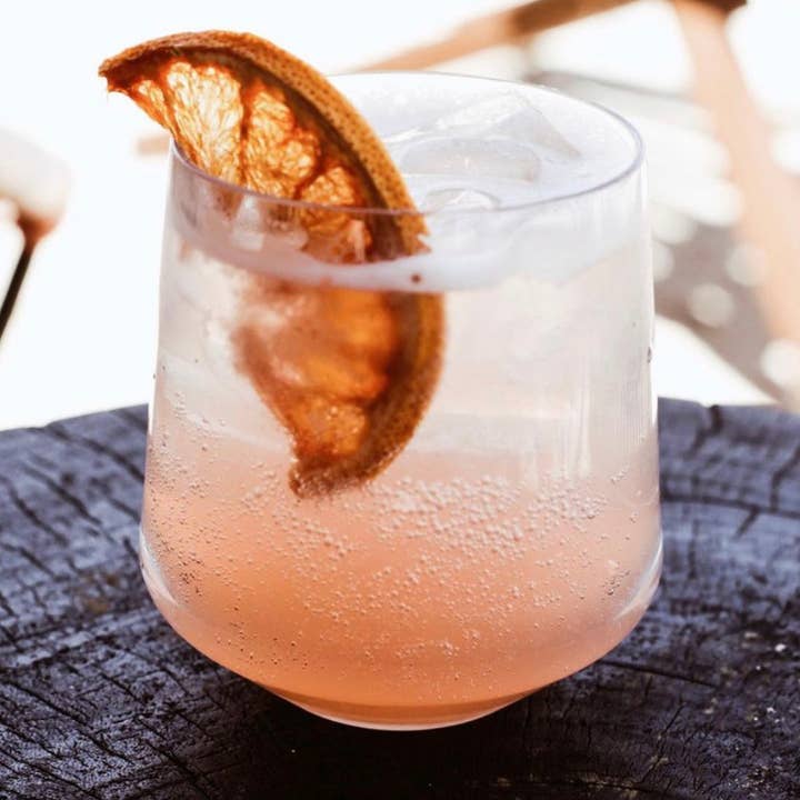 Vin sans tige incassable DRINIQUE 12 oz en plastique Tritan pour la vente par DRINIQUE