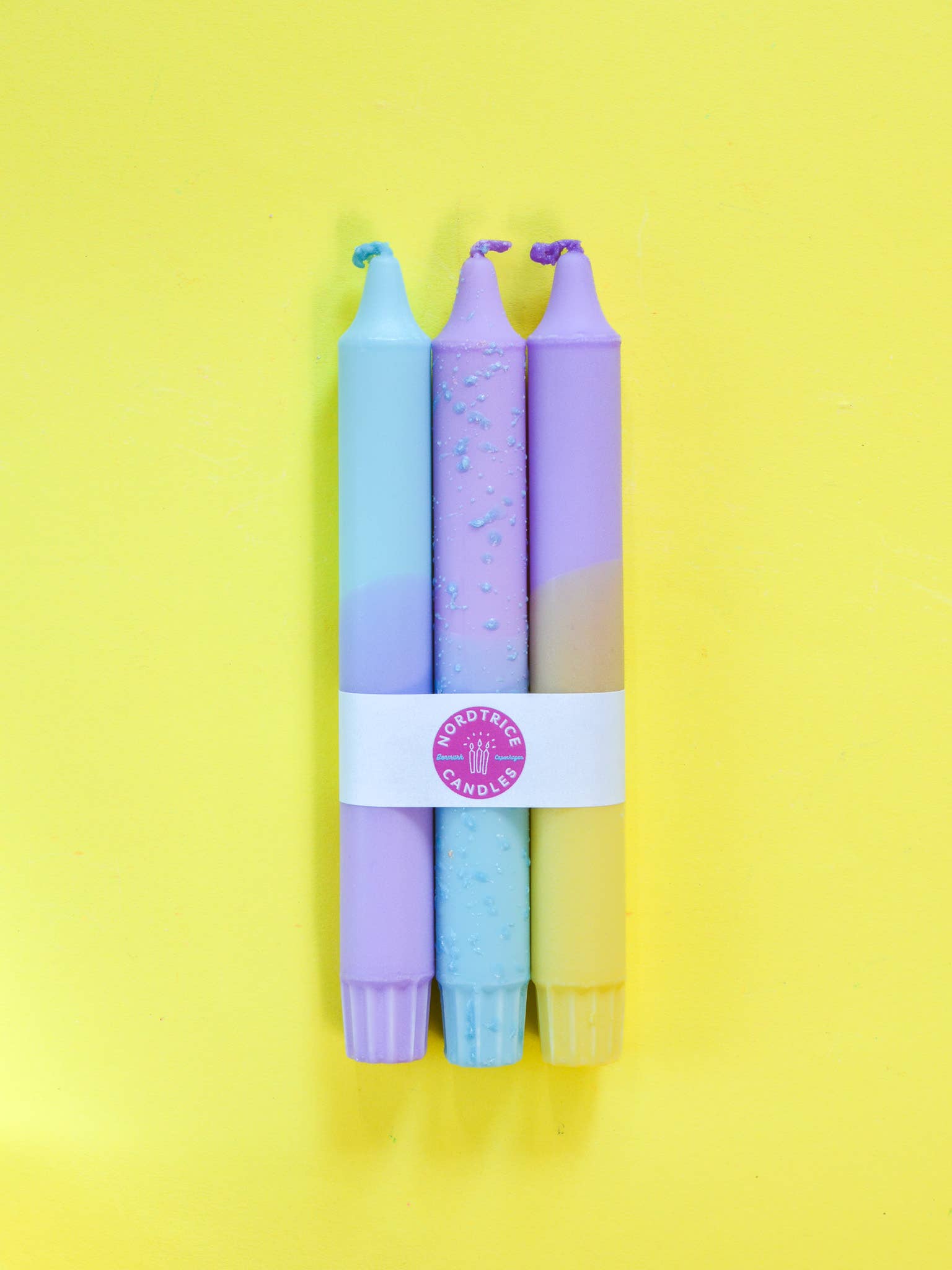 Nordtrice - Vente Bougies/bougeoirs coniques - Lot de 3 bougies coniques violettes2