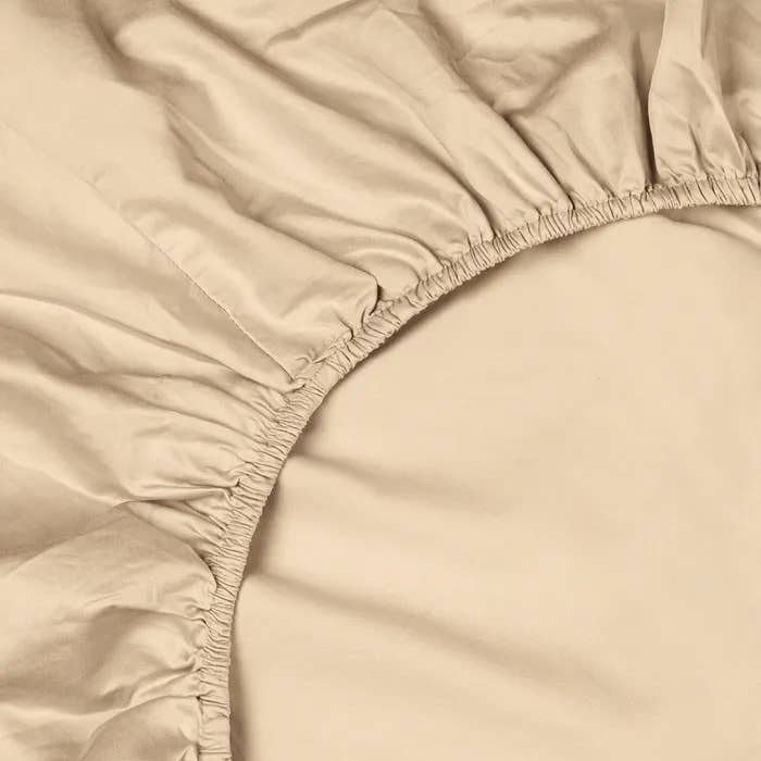 Sunrise Sand Queen Sateen Fitted Sheet for wholesale by Bombacio