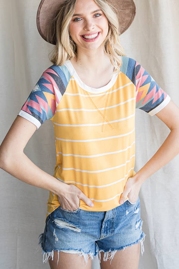 7th Ray – Engroshandel T-shirt – til kvinder – Casual Stribet Aztec Raglan Kortærmet T-shirt T41223