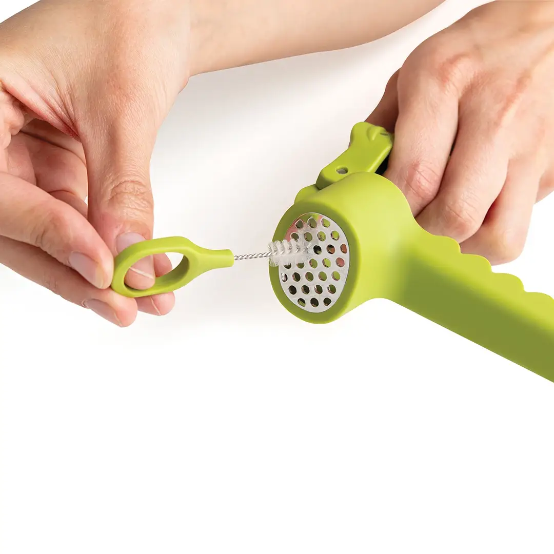 OTOTO - Wholesale Kitchen Tool/Gadget - Garligator Garlic Press - Kitchen Accessories & Gifts3