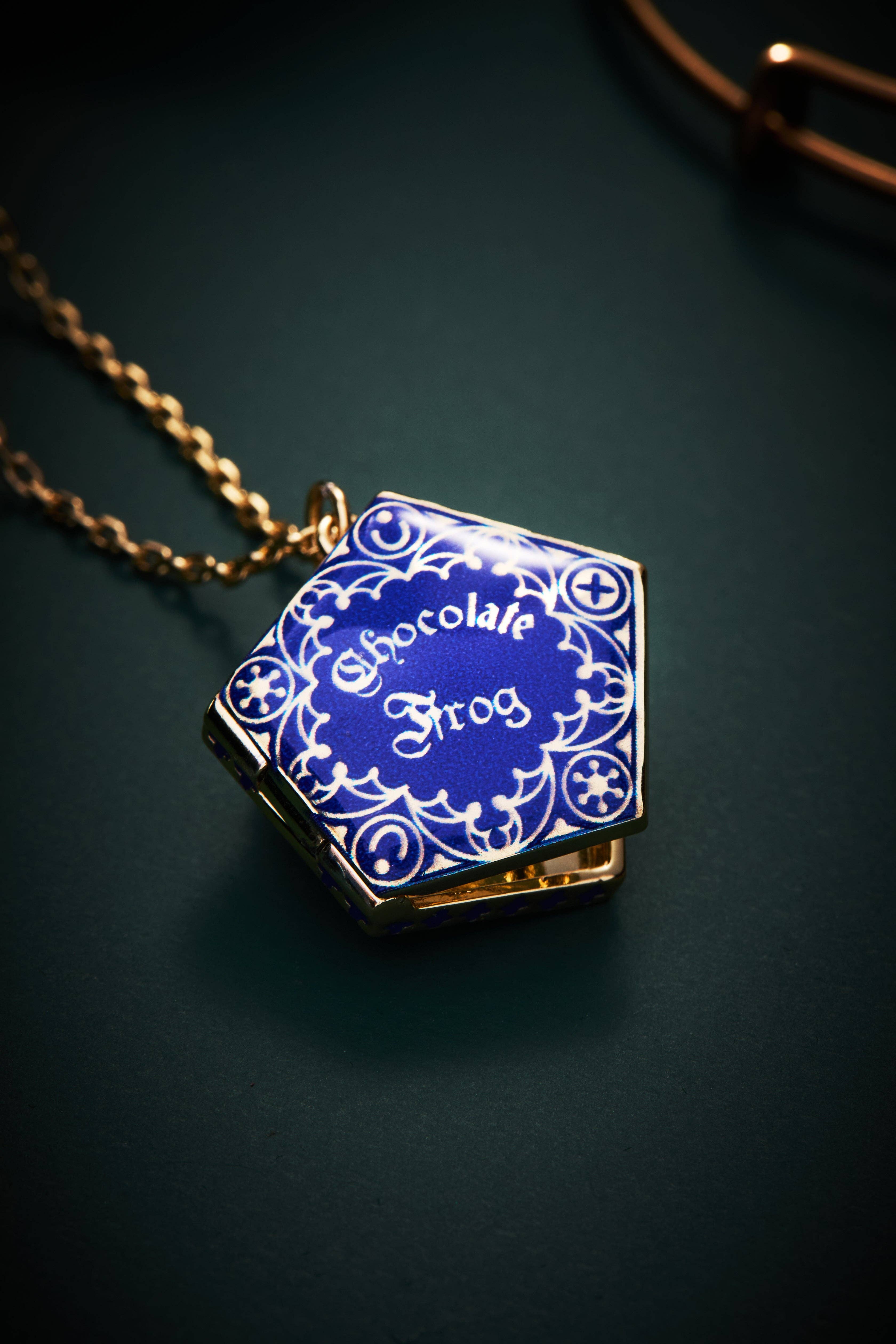 Alex and Ani - Wholesale Jewelry Set - Harry Potter™ Chocolate Frog Necklace Set of 26