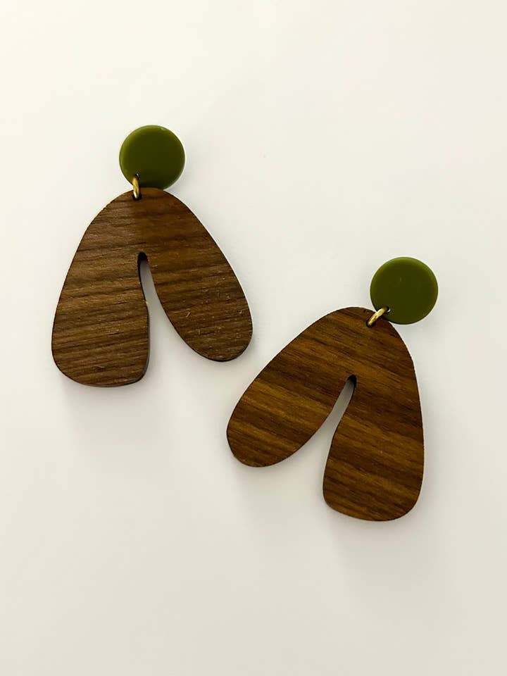 Løtta-örhängena - TRÄ för wholesale av darlings of denmark