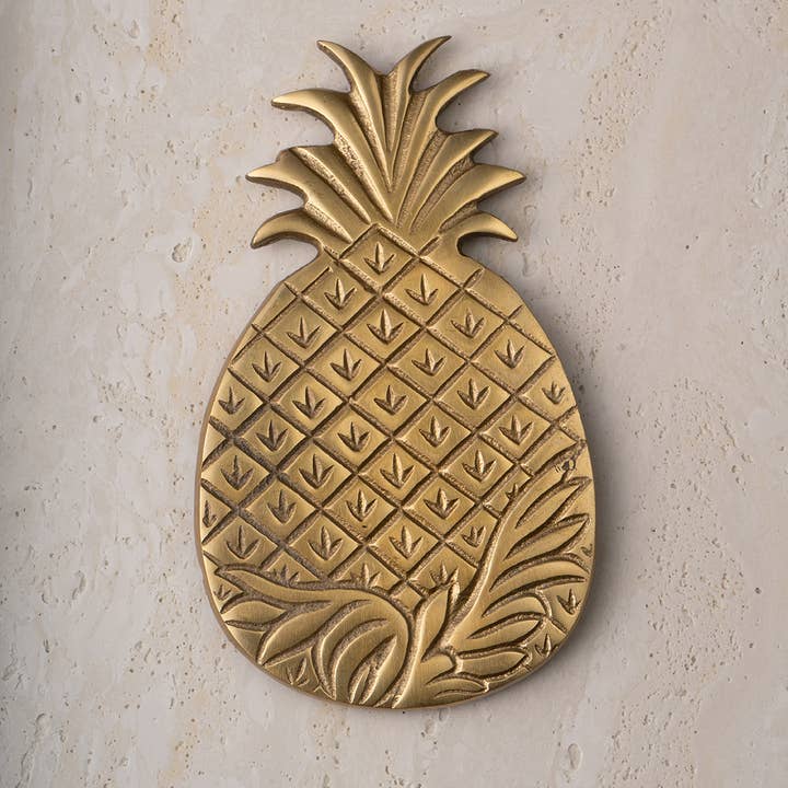 India Handicrafts Inc – wholesale Grytunderlägg – Guld ananasunderlägg